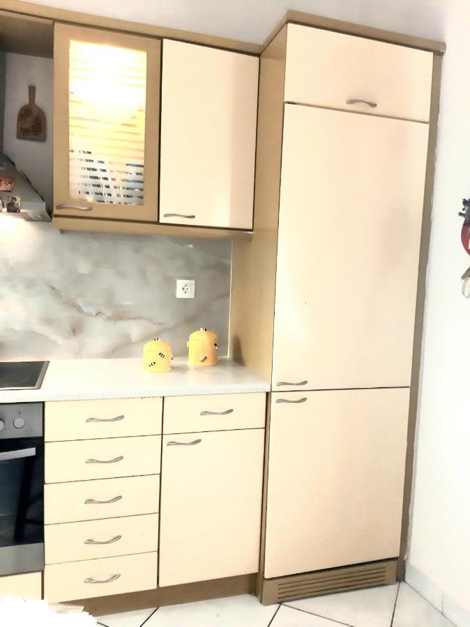 άνετο στο κέντρο της πόλης Apartment Aegina
